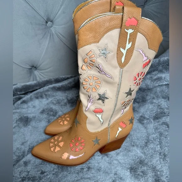 Dolce Vita Lassie‎ Cowboy Boots - Picture 2 of 4